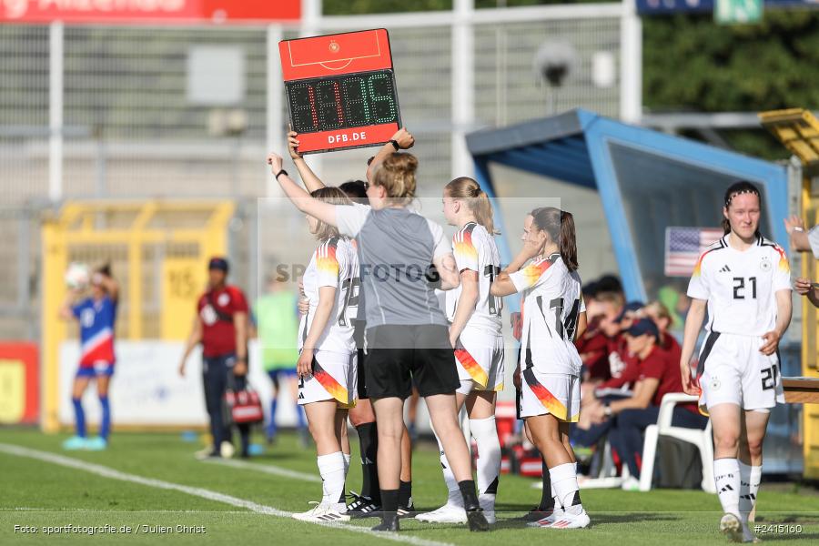 Stadion am Schönbusch, Aschaffenburg, 08.06.2024, sport, action, DFB, Fussball, Juniorinnen, Womens U16, Länderspiel, GER, USA, Deutschland - Bild-ID: 2415160