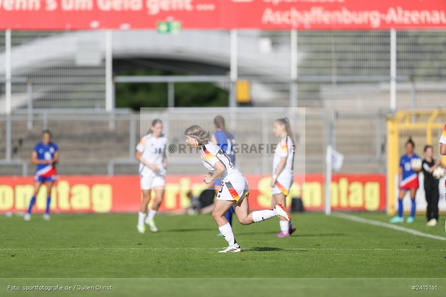 Stadion am Schönbusch, Aschaffenburg, 08.06.2024, sport, action, DFB, Fussball, Juniorinnen, Womens U16, Länderspiel, GER, USA, Deutschland - Bild-ID: 2415161