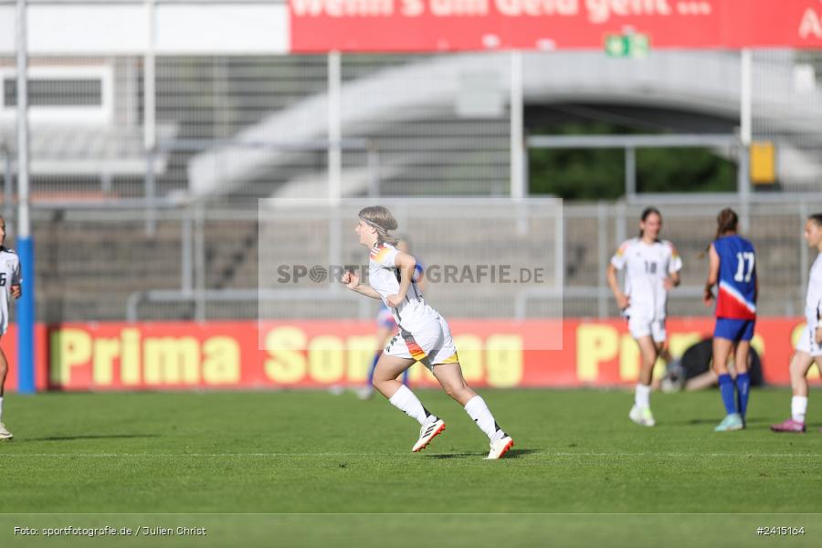 Stadion am Schönbusch, Aschaffenburg, 08.06.2024, sport, action, DFB, Fussball, Juniorinnen, Womens U16, Länderspiel, GER, USA, Deutschland - Bild-ID: 2415164