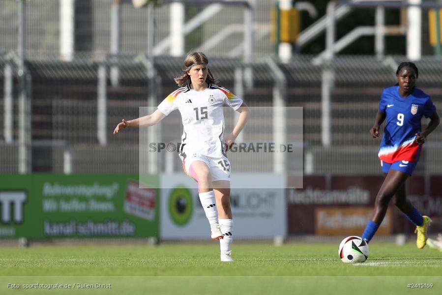 Stadion am Schönbusch, Aschaffenburg, 08.06.2024, sport, action, DFB, Fussball, Juniorinnen, Womens U16, Länderspiel, GER, USA, Deutschland - Bild-ID: 2415169