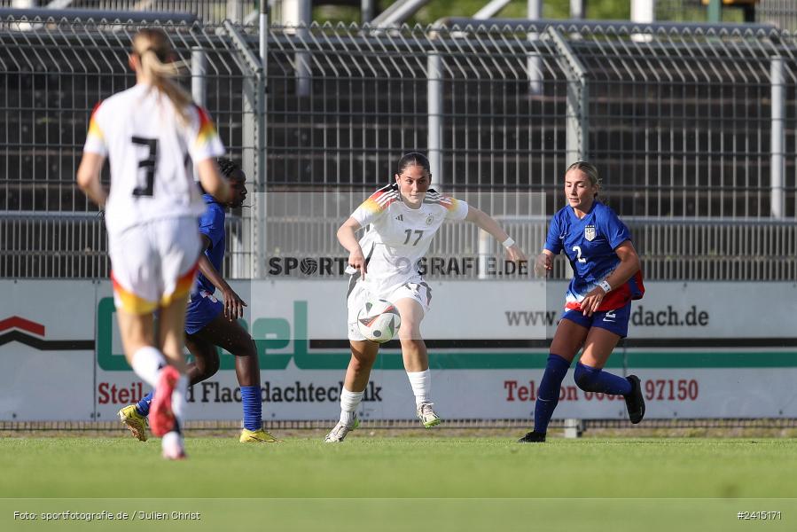 Stadion am Schönbusch, Aschaffenburg, 08.06.2024, sport, action, DFB, Fussball, Juniorinnen, Womens U16, Länderspiel, GER, USA, Deutschland - Bild-ID: 2415171