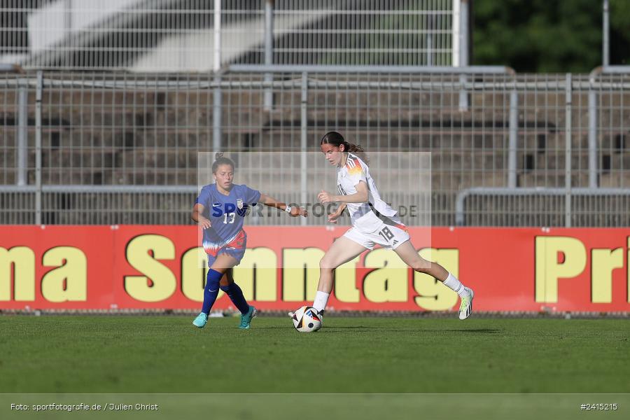 Stadion am Schönbusch, Aschaffenburg, 08.06.2024, sport, action, DFB, Fussball, Juniorinnen, Womens U16, Länderspiel, GER, USA, Deutschland - Bild-ID: 2415215