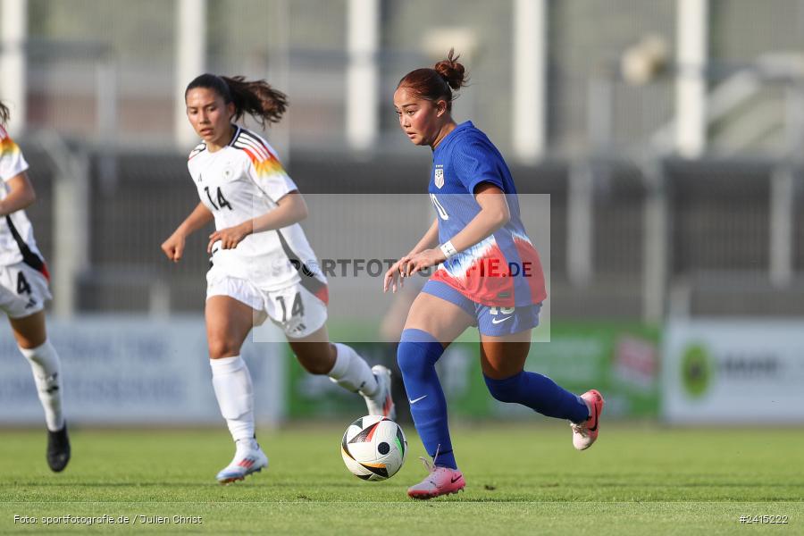 Stadion am Schönbusch, Aschaffenburg, 08.06.2024, sport, action, DFB, Fussball, Juniorinnen, Womens U16, Länderspiel, GER, USA, Deutschland - Bild-ID: 2415222