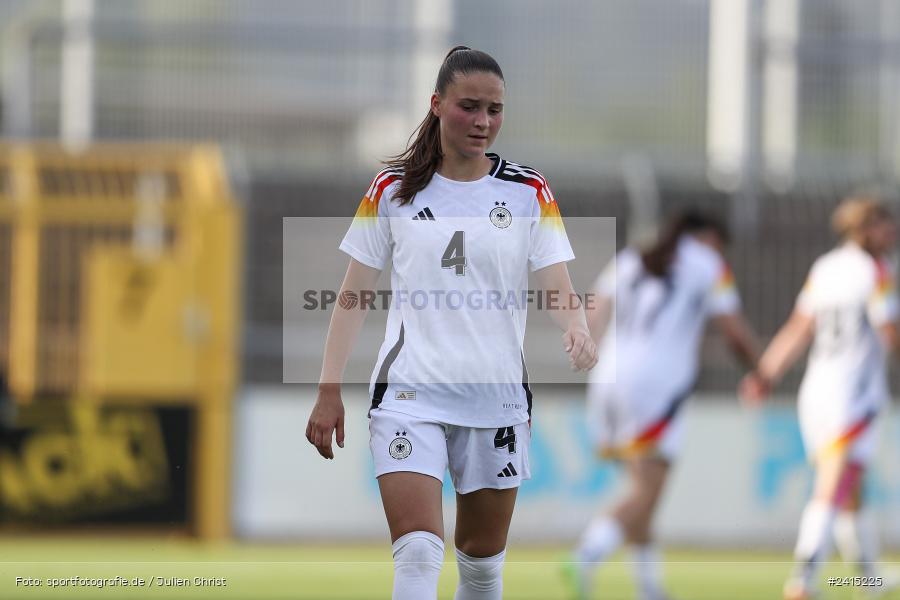 Stadion am Schönbusch, Aschaffenburg, 08.06.2024, sport, action, DFB, Fussball, Juniorinnen, Womens U16, Länderspiel, GER, USA, Deutschland - Bild-ID: 2415225
