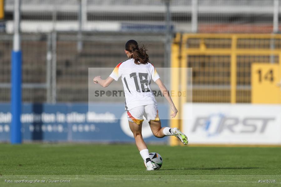 Stadion am Schönbusch, Aschaffenburg, 08.06.2024, sport, action, DFB, Fussball, Juniorinnen, Womens U16, Länderspiel, GER, USA, Deutschland - Bild-ID: 2415228