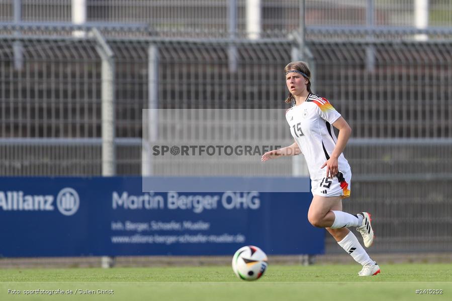 Stadion am Schönbusch, Aschaffenburg, 08.06.2024, sport, action, DFB, Fussball, Juniorinnen, Womens U16, Länderspiel, GER, USA, Deutschland - Bild-ID: 2415252 Stadion am Schönbusch, Aschaffenburg, 08.06.2024, sport, action, DFB, Fussball, Juniorinnen, Womens U16, Länderspiel, GER, USA, Deutschland - Bild-ID: 2415252