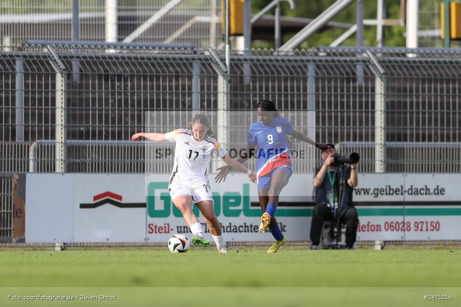 Stadion am Schönbusch, Aschaffenburg, 08.06.2024, sport, action, DFB, Fussball, Juniorinnen, Womens U16, Länderspiel, GER, USA, Deutschland - Bild-ID: 2415256