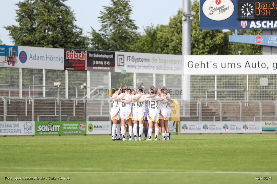 Stadion am Schönbusch, Aschaffenburg, 09.06.2024, sport, action, DFB, Fussball, Juniorinnen, Womens U16, Länderspiel, GER, USA, Deutschland - Bild-ID: 2415291