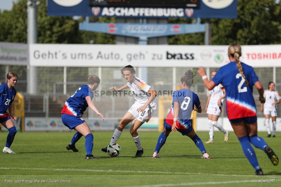 Stadion am Schönbusch, Aschaffenburg, 09.06.2024, sport, action, DFB, Fussball, Juniorinnen, Womens U16, Länderspiel, GER, USA, Deutschland - Bild-ID: 2415297