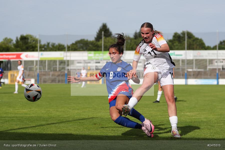 Stadion am Schönbusch, Aschaffenburg, 09.06.2024, sport, action, DFB, Fussball, Juniorinnen, Womens U16, Länderspiel, GER, USA, Deutschland - Bild-ID: 2415313