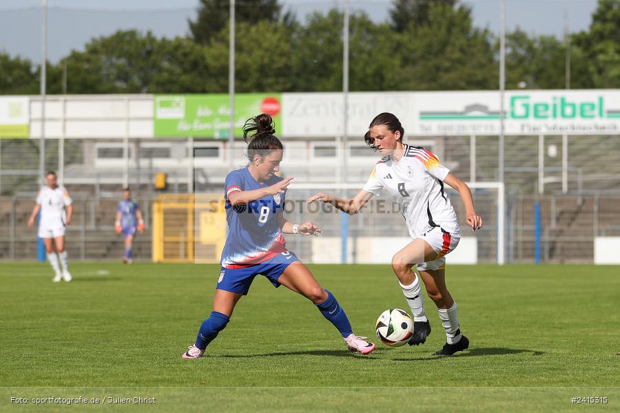 Stadion am Schönbusch, Aschaffenburg, 09.06.2024, sport, action, DFB, Fussball, Juniorinnen, Womens U16, Länderspiel, GER, USA, Deutschland - Bild-ID: 2415315