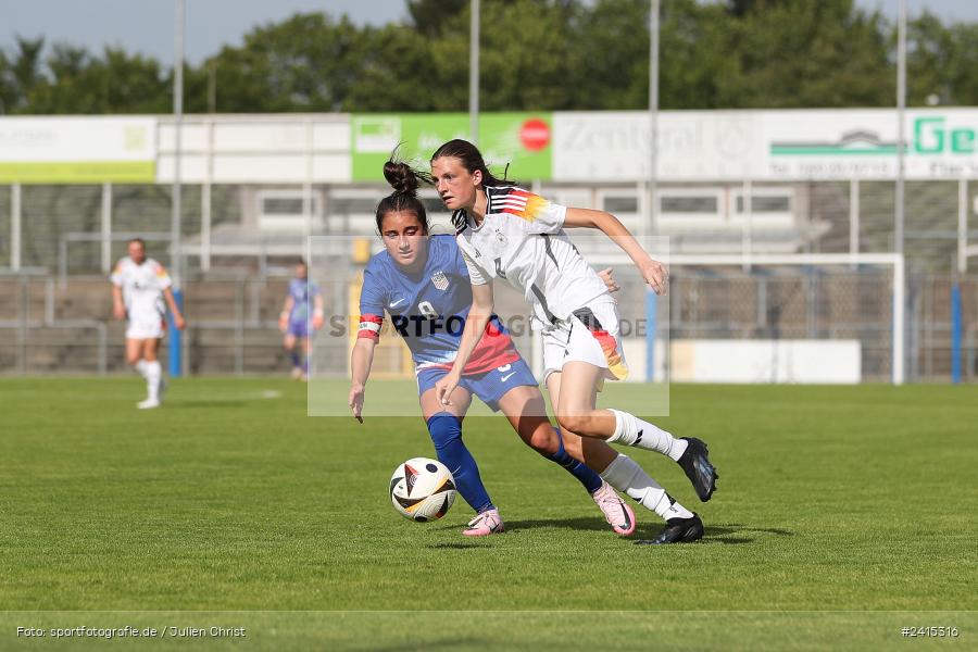 Stadion am Schönbusch, Aschaffenburg, 09.06.2024, sport, action, DFB, Fussball, Juniorinnen, Womens U16, Länderspiel, GER, USA, Deutschland - Bild-ID: 2415316