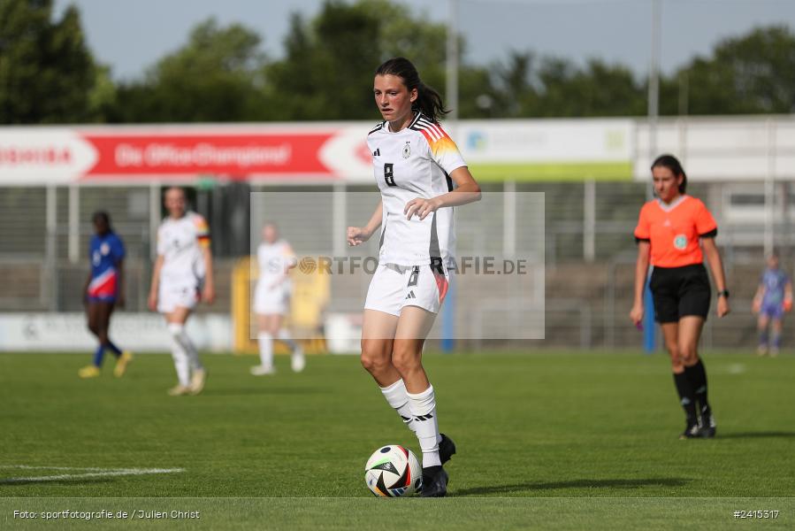 Stadion am Schönbusch, Aschaffenburg, 09.06.2024, sport, action, DFB, Fussball, Juniorinnen, Womens U16, Länderspiel, GER, USA, Deutschland - Bild-ID: 2415317