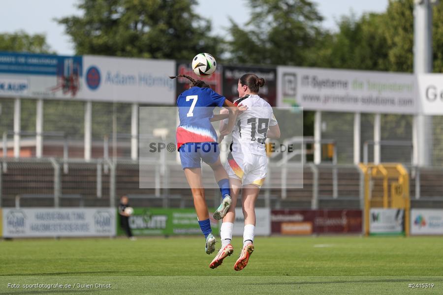 Stadion am Schönbusch, Aschaffenburg, 09.06.2024, sport, action, DFB, Fussball, Juniorinnen, Womens U16, Länderspiel, GER, USA, Deutschland - Bild-ID: 2415319