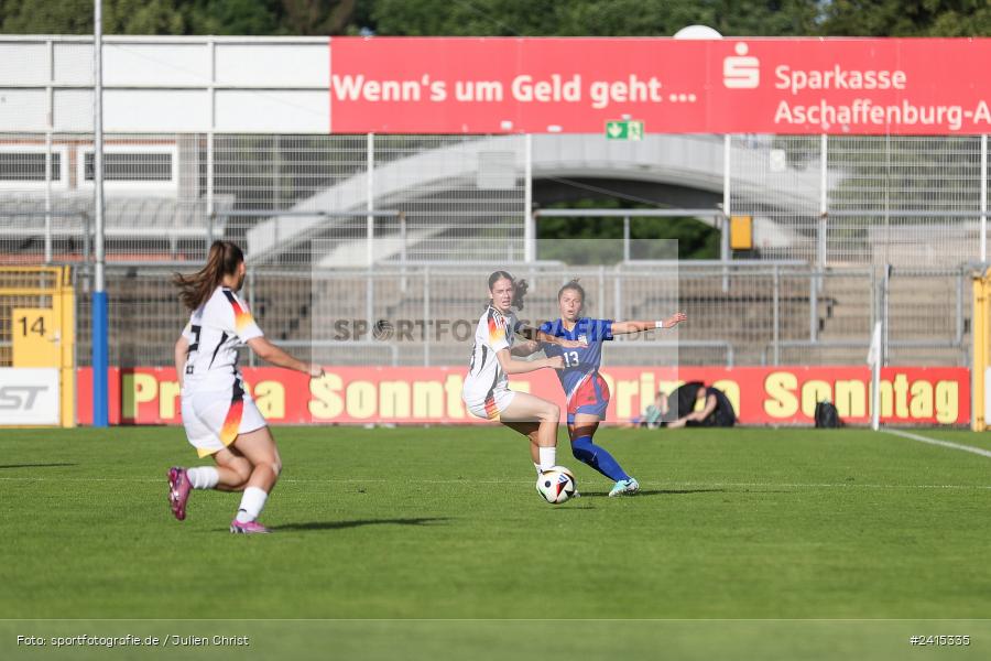 Stadion am Schönbusch, Aschaffenburg, 09.06.2024, sport, action, DFB, Fussball, Juniorinnen, Womens U16, Länderspiel, GER, USA, Deutschland - Bild-ID: 2415335