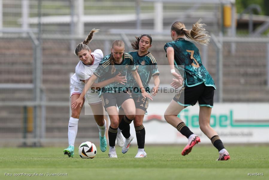 Stadion am Schönbusch, Aschaffenburg, 11.06.2024, sport, action, DFB, Fussball, Juniorinnen, Womens U16, Länderspiel, GER, USA, Deutschland - Bild-ID: 2415413 Stadion am Schönbusch, Aschaffenburg, 11.06.2024, sport, action, DFB, Fussball, Juniorinnen, Womens U16, Länderspiel, GER, USA, Deutschland - Bild-ID: 2415413