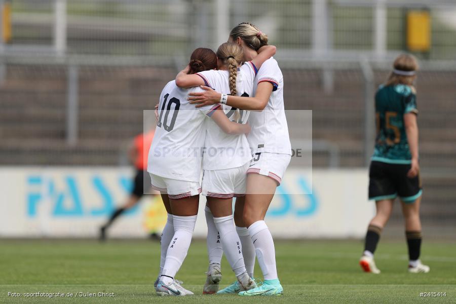 Stadion am Schönbusch, Aschaffenburg, 11.06.2024, sport, action, DFB, Fussball, Juniorinnen, Womens U16, Länderspiel, GER, USA, Deutschland - Bild-ID: 2415414 Stadion am Schönbusch, Aschaffenburg, 11.06.2024, sport, action, DFB, Fussball, Juniorinnen, Womens U16, Länderspiel, GER, USA, Deutschland - Bild-ID: 2415414