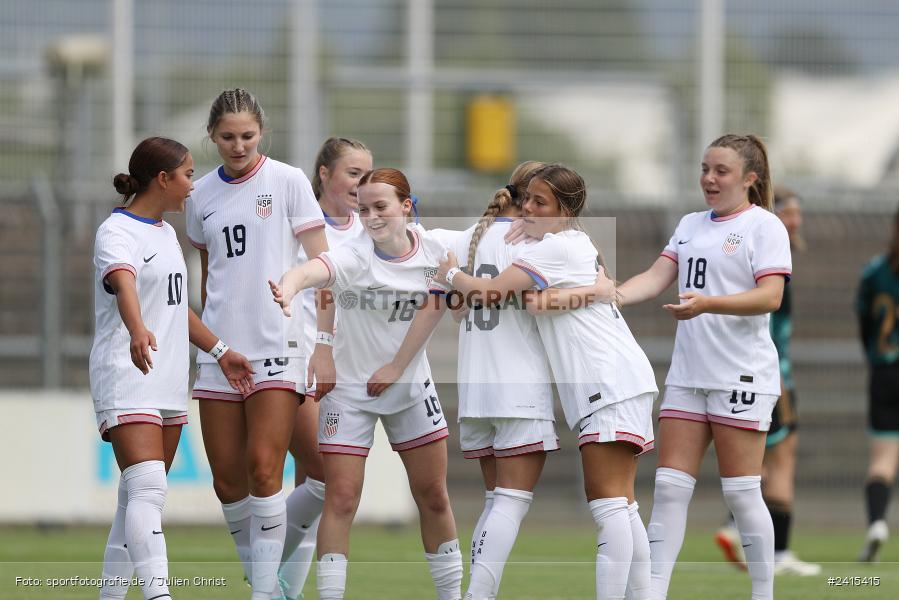 Stadion am Schönbusch, Aschaffenburg, 11.06.2024, sport, action, DFB, Fussball, Juniorinnen, Womens U16, Länderspiel, GER, USA, Deutschland - Bild-ID: 2415415 Stadion am Schönbusch, Aschaffenburg, 11.06.2024, sport, action, DFB, Fussball, Juniorinnen, Womens U16, Länderspiel, GER, USA, Deutschland - Bild-ID: 2415415