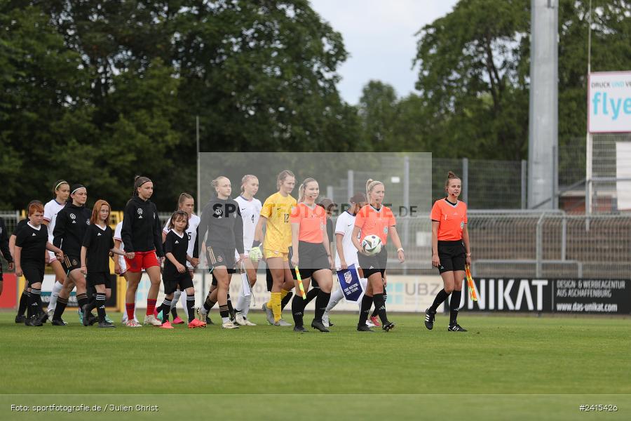 Stadion am Schönbusch, Aschaffenburg, 11.06.2024, sport, action, DFB, Fussball, Juniorinnen, Womens U16, Länderspiel, GER, USA, Deutschland - Bild-ID: 2415426 Stadion am Schönbusch, Aschaffenburg, 11.06.2024, sport, action, DFB, Fussball, Juniorinnen, Womens U16, Länderspiel, GER, USA, Deutschland - Bild-ID: 2415426