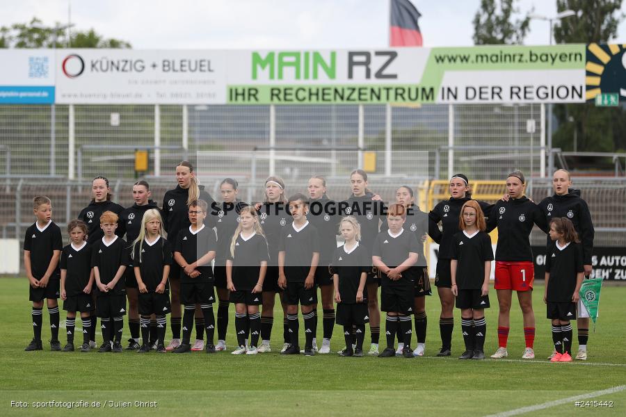 Stadion am Schönbusch, Aschaffenburg, 11.06.2024, sport, action, DFB, Fussball, Juniorinnen, Womens U16, Länderspiel, GER, USA, Deutschland - Bild-ID: 2415442 Stadion am Schönbusch, Aschaffenburg, 11.06.2024, sport, action, DFB, Fussball, Juniorinnen, Womens U16, Länderspiel, GER, USA, Deutschland - Bild-ID: 2415442