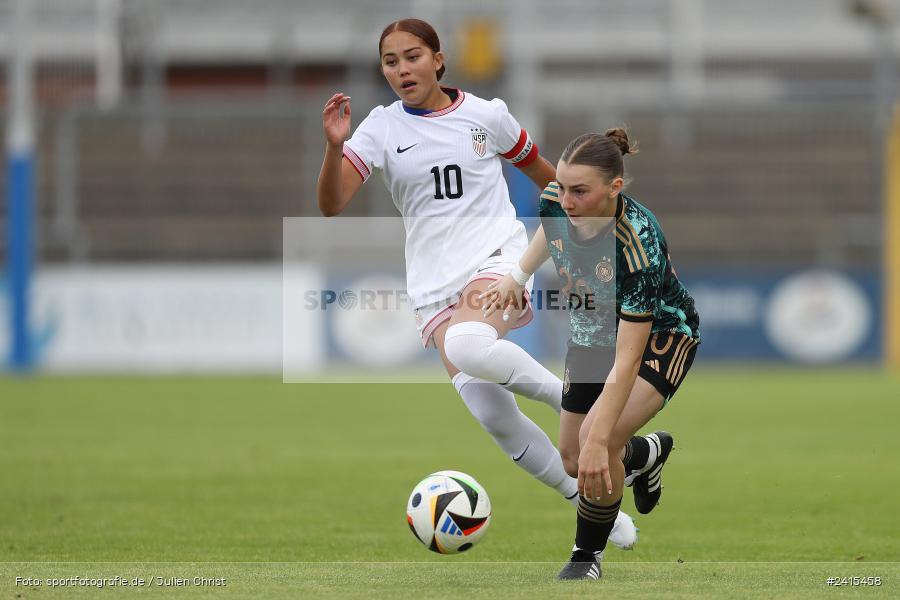 Stadion am Schönbusch, Aschaffenburg, 11.06.2024, sport, action, DFB, Fussball, Juniorinnen, Womens U16, Länderspiel, GER, USA, Deutschland - Bild-ID: 2415458 Stadion am Schönbusch, Aschaffenburg, 11.06.2024, sport, action, DFB, Fussball, Juniorinnen, Womens U16, Länderspiel, GER, USA, Deutschland - Bild-ID: 2415458