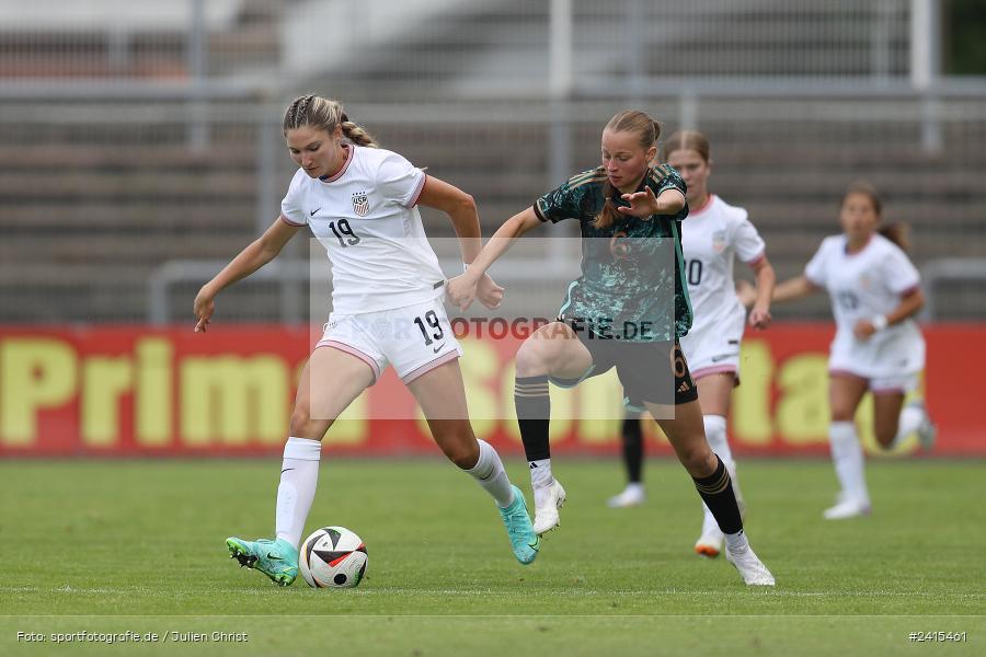 Stadion am Schönbusch, Aschaffenburg, 11.06.2024, sport, action, DFB, Fussball, Juniorinnen, Womens U16, Länderspiel, GER, USA, Deutschland - Bild-ID: 2415461