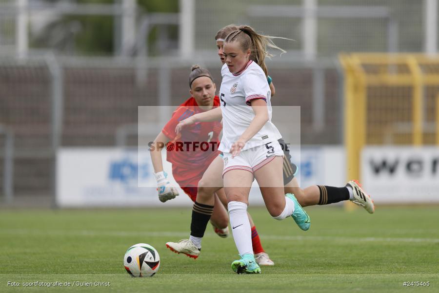 Stadion am Schönbusch, Aschaffenburg, 11.06.2024, sport, action, DFB, Fussball, Juniorinnen, Womens U16, Länderspiel, GER, USA, Deutschland - Bild-ID: 2415465