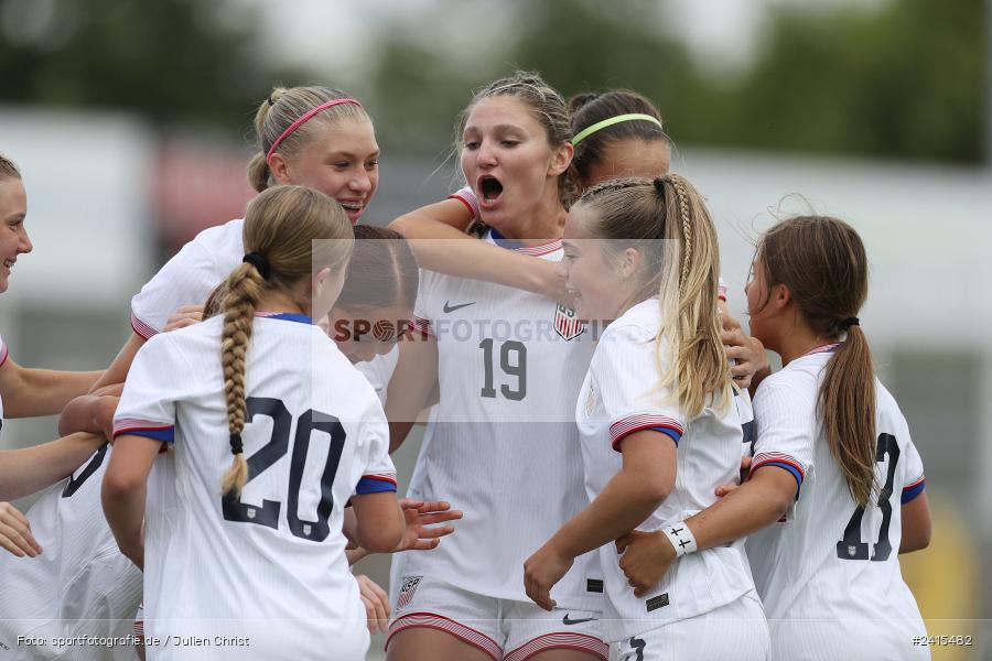 Stadion am Schönbusch, Aschaffenburg, 11.06.2024, sport, action, DFB, Fussball, Juniorinnen, Womens U16, Länderspiel, GER, USA, Deutschland - Bild-ID: 2415482