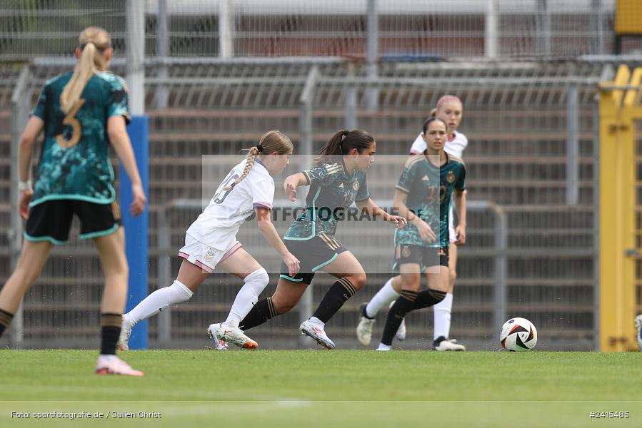 Stadion am Schönbusch, Aschaffenburg, 11.06.2024, sport, action, DFB, Fussball, Juniorinnen, Womens U16, Länderspiel, GER, USA, Deutschland - Bild-ID: 2415485