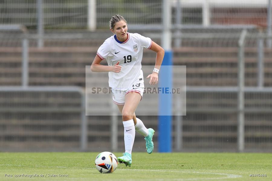 Stadion am Schönbusch, Aschaffenburg, 11.06.2024, sport, action, DFB, Fussball, Juniorinnen, Womens U16, Länderspiel, GER, USA, Deutschland - Bild-ID: 2415488 Stadion am Schönbusch, Aschaffenburg, 11.06.2024, sport, action, DFB, Fussball, Juniorinnen, Womens U16, Länderspiel, GER, USA, Deutschland - Bild-ID: 2415488