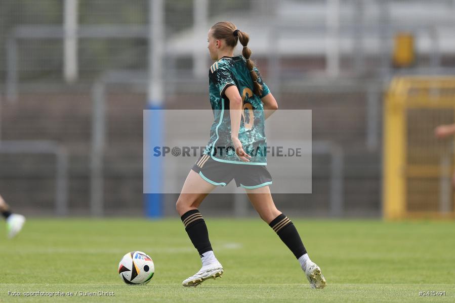 Stadion am Schönbusch, Aschaffenburg, 11.06.2024, sport, action, DFB, Fussball, Juniorinnen, Womens U16, Länderspiel, GER, USA, Deutschland - Bild-ID: 2415491 Stadion am Schönbusch, Aschaffenburg, 11.06.2024, sport, action, DFB, Fussball, Juniorinnen, Womens U16, Länderspiel, GER, USA, Deutschland - Bild-ID: 2415491