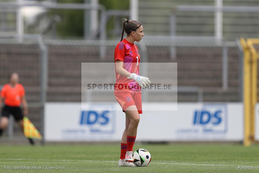 Stadion am Schönbusch, Aschaffenburg, 11.06.2024, sport, action, DFB, Fussball, Juniorinnen, Womens U16, Länderspiel, GER, USA, Deutschland - Bild-ID: 2415506 Stadion am Schönbusch, Aschaffenburg, 11.06.2024, sport, action, DFB, Fussball, Juniorinnen, Womens U16, Länderspiel, GER, USA, Deutschland - Bild-ID: 2415506
