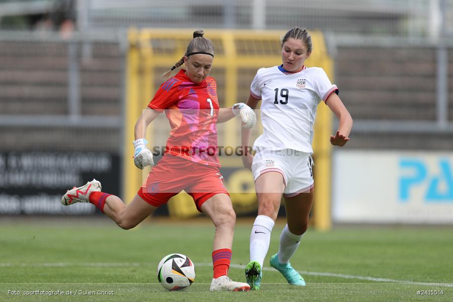 Stadion am Schönbusch, Aschaffenburg, 11.06.2024, sport, action, DFB, Fussball, Juniorinnen, Womens U16, Länderspiel, GER, USA, Deutschland - Bild-ID: 2415514