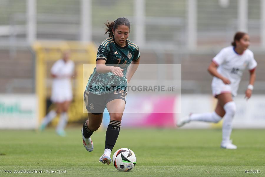 Stadion am Schönbusch, Aschaffenburg, 11.06.2024, sport, action, DFB, Fussball, Juniorinnen, Womens U16, Länderspiel, GER, USA, Deutschland - Bild-ID: 2415517 Stadion am Schönbusch, Aschaffenburg, 11.06.2024, sport, action, DFB, Fussball, Juniorinnen, Womens U16, Länderspiel, GER, USA, Deutschland - Bild-ID: 2415517
