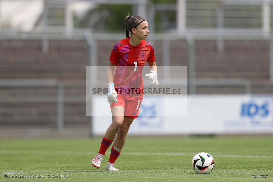 Stadion am Schönbusch, Aschaffenburg, 11.06.2024, sport, action, DFB, Fussball, Juniorinnen, Womens U16, Länderspiel, GER, USA, Deutschland - Bild-ID: 2415527 Stadion am Schönbusch, Aschaffenburg, 11.06.2024, sport, action, DFB, Fussball, Juniorinnen, Womens U16, Länderspiel, GER, USA, Deutschland - Bild-ID: 2415527