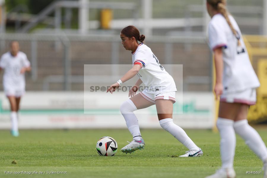 Stadion am Schönbusch, Aschaffenburg, 11.06.2024, sport, action, DFB, Fussball, Juniorinnen, Womens U16, Länderspiel, GER, USA, Deutschland - Bild-ID: 2415531
