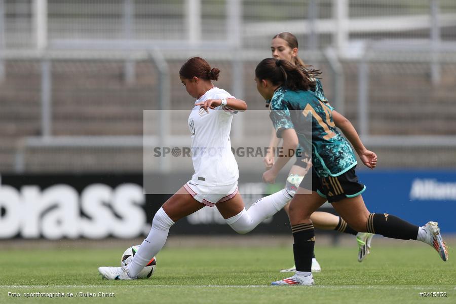 Stadion am Schönbusch, Aschaffenburg, 11.06.2024, sport, action, DFB, Fussball, Juniorinnen, Womens U16, Länderspiel, GER, USA, Deutschland - Bild-ID: 2415532