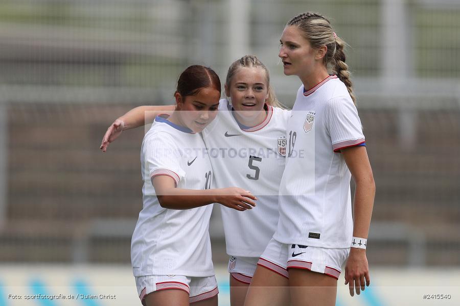 Stadion am Schönbusch, Aschaffenburg, 11.06.2024, sport, action, DFB, Fussball, Juniorinnen, Womens U16, Länderspiel, GER, USA, Deutschland - Bild-ID: 2415540