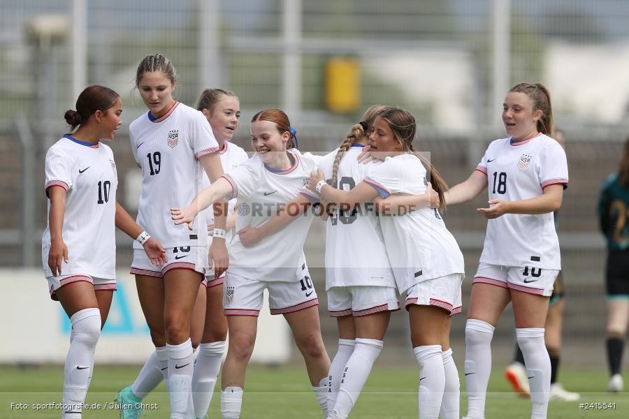 Stadion am Schönbusch, Aschaffenburg, 11.06.2024, sport, action, DFB, Fussball, Juniorinnen, Womens U16, Länderspiel, GER, USA, Deutschland - Bild-ID: 2415541