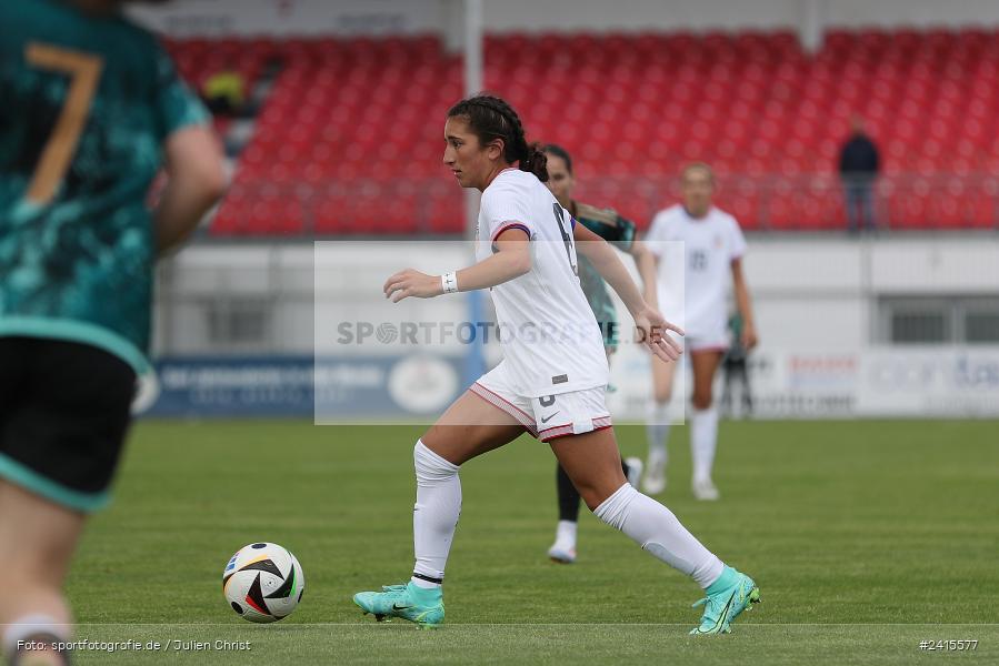 Stadion am Schönbusch, Aschaffenburg, 11.06.2024, sport, action, DFB, Fussball, Juniorinnen, Womens U16, Länderspiel, GER, USA, Deutschland - Bild-ID: 2415577