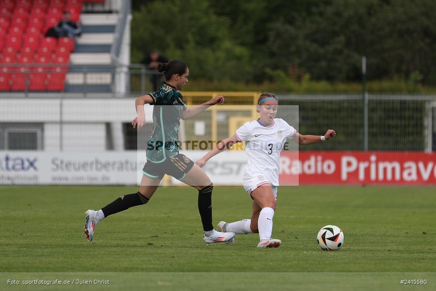 Stadion am Schönbusch, Aschaffenburg, 11.06.2024, sport, action, DFB, Fussball, Juniorinnen, Womens U16, Länderspiel, GER, USA, Deutschland - Bild-ID: 2415580