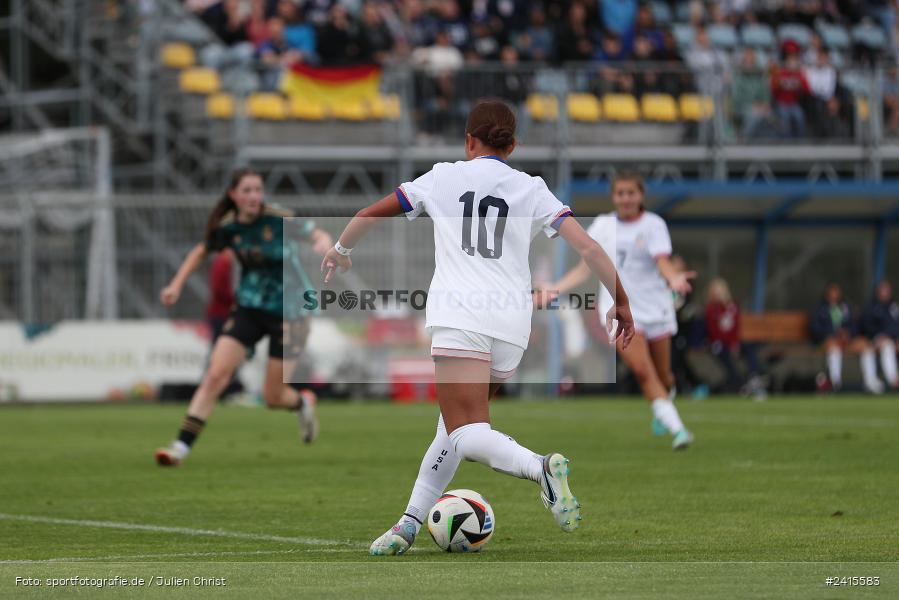 Stadion am Schönbusch, Aschaffenburg, 11.06.2024, sport, action, DFB, Fussball, Juniorinnen, Womens U16, Länderspiel, GER, USA, Deutschland - Bild-ID: 2415583