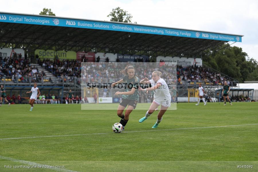 Stadion am Schönbusch, Aschaffenburg, 11.06.2024, sport, action, DFB, Fussball, Juniorinnen, Womens U16, Länderspiel, GER, USA, Deutschland - Bild-ID: 2415592