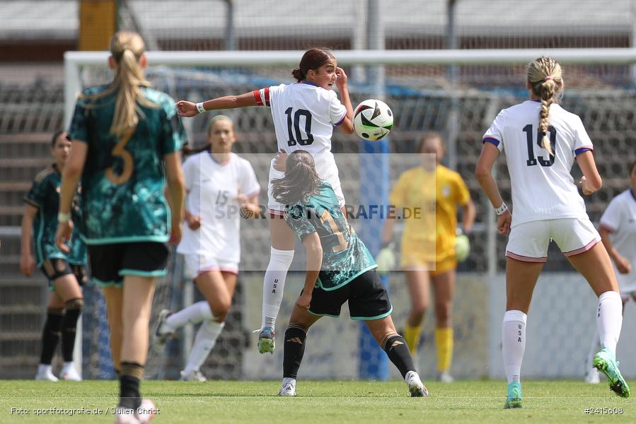 sport, action, Womens U16, USA, Stadion am Schönbusch, Länderspiel, Juniorinnen, GER, Fussball, Deutschland, DFB, Aschaffenburg, 11.06.2024 - Bild-ID: 2415608