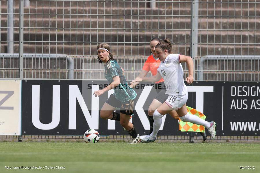 sport, action, Womens U16, USA, Stadion am Schönbusch, Länderspiel, Juniorinnen, GER, Fussball, Deutschland, DFB, Aschaffenburg, 11.06.2024 - Bild-ID: 2415612