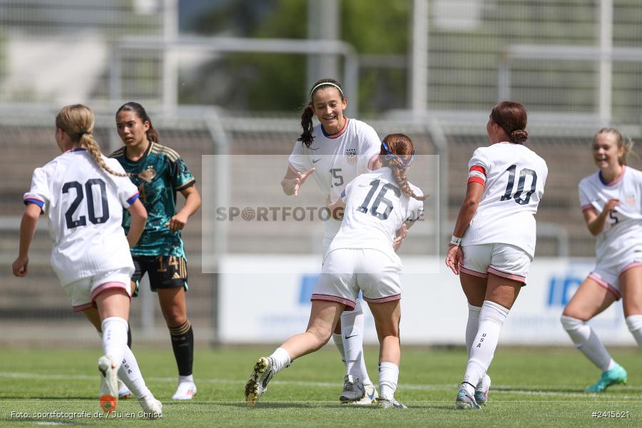 sport, action, Womens U16, USA, Stadion am Schönbusch, Länderspiel, Juniorinnen, GER, Fussball, Deutschland, DFB, Aschaffenburg, 11.06.2024 - Bild-ID: 2415621