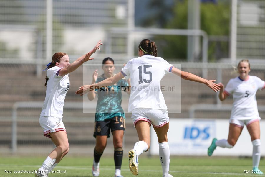 sport, action, Womens U16, USA, Stadion am Schönbusch, Länderspiel, Juniorinnen, GER, Fussball, Deutschland, DFB, Aschaffenburg, 11.06.2024 - Bild-ID: 2415622
