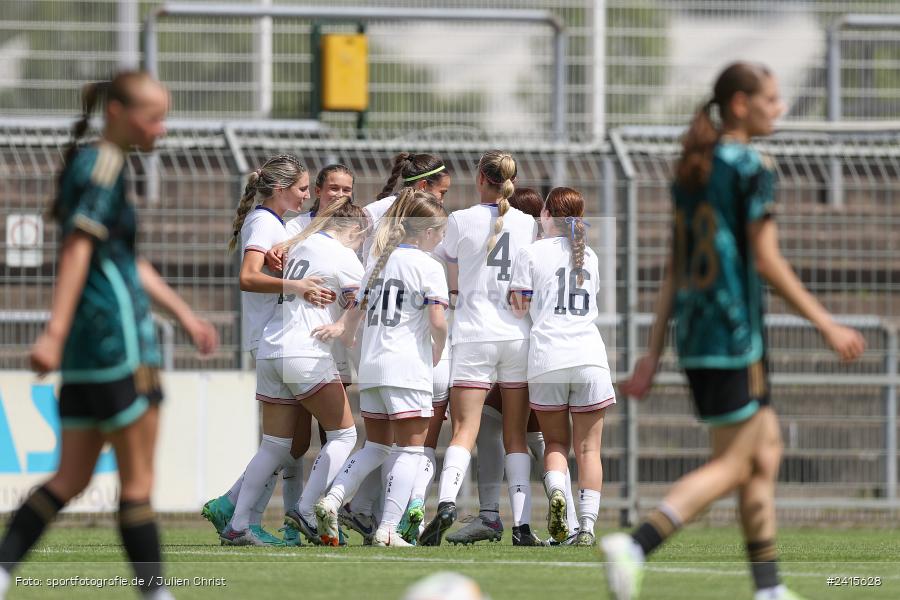 sport, action, Womens U16, USA, Stadion am Schönbusch, Länderspiel, Juniorinnen, GER, Fussball, Deutschland, DFB, Aschaffenburg, 11.06.2024 - Bild-ID: 2415628
