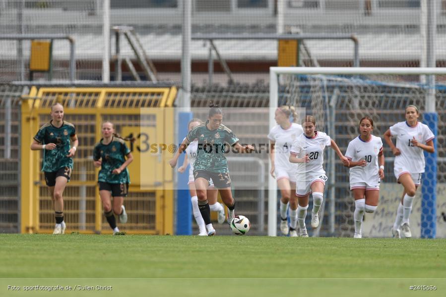 sport, action, Womens U16, USA, Stadion am Schönbusch, Länderspiel, Juniorinnen, GER, Fussball, Deutschland, DFB, Aschaffenburg, 11.06.2024 - Bild-ID: 2415636