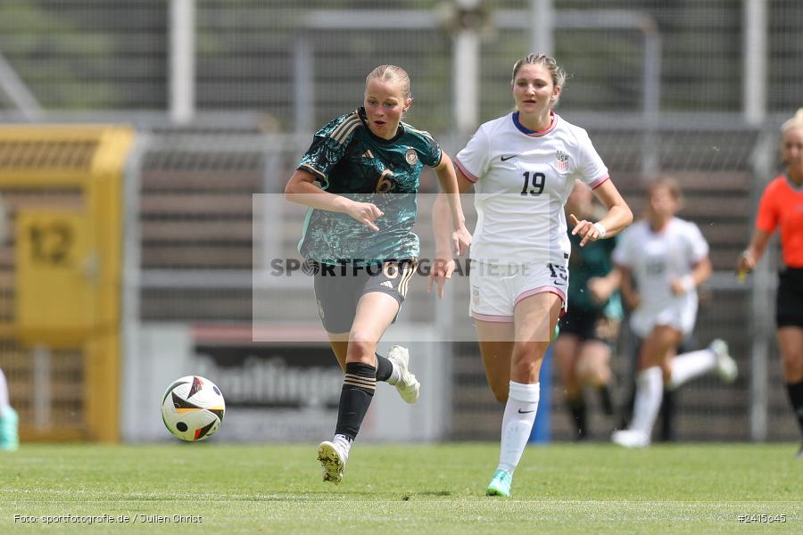 sport, action, Womens U16, USA, Stadion am Schönbusch, Länderspiel, Juniorinnen, GER, Fussball, Deutschland, DFB, Aschaffenburg, 11.06.2024 - Bild-ID: 2415645
